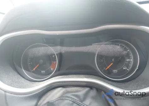 2015 Jeep Cherokee Trailhawk from USA, damaged, VIN 1C4PJMBS9FW705080